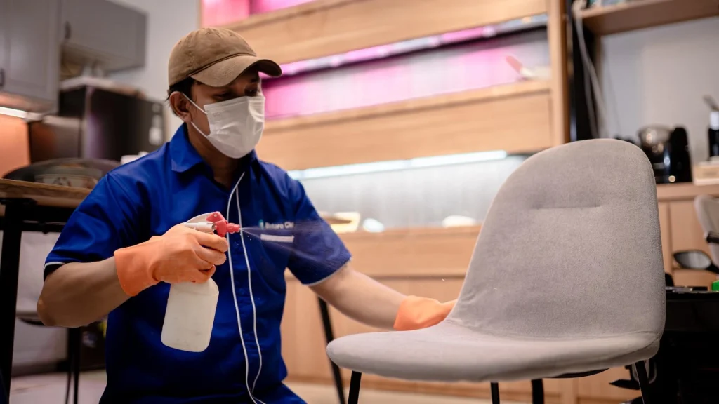 jas acuci kursi makan spray